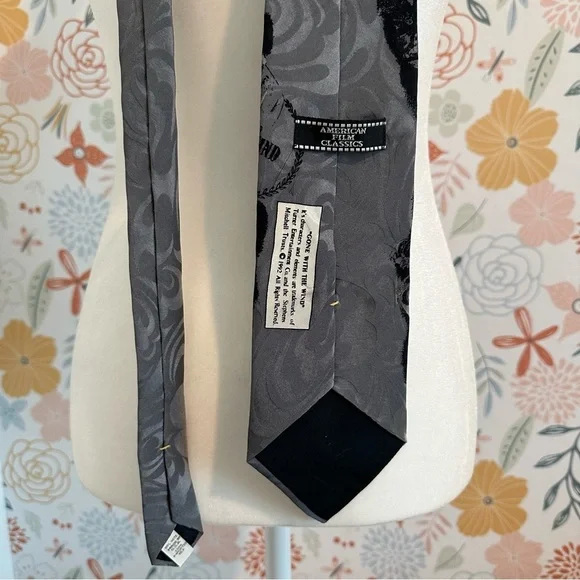 Gone with the Wind Vintage Tie - Picture 4 of 7